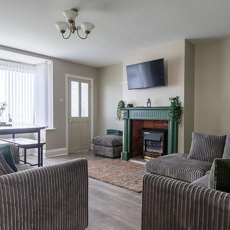 Beachfront Apartment - Ground Floor Apartment With Sea Views, Next To The Beach, Bridlington, North Yorkshire Bessingby Exterior foto